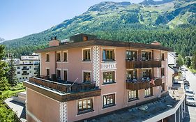 Hotel Corvatsch - Web Check-in